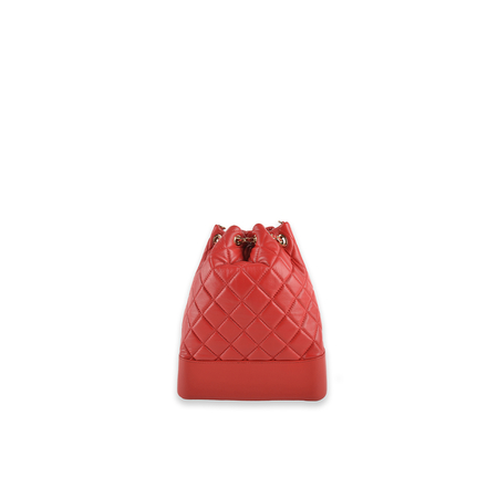 QUILTED CHAIN BUCKET BAG